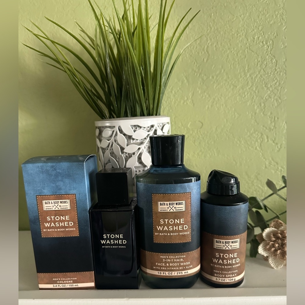 NEW VERY HTF (3) PC COLOGNE & MENS BODY CARE SET